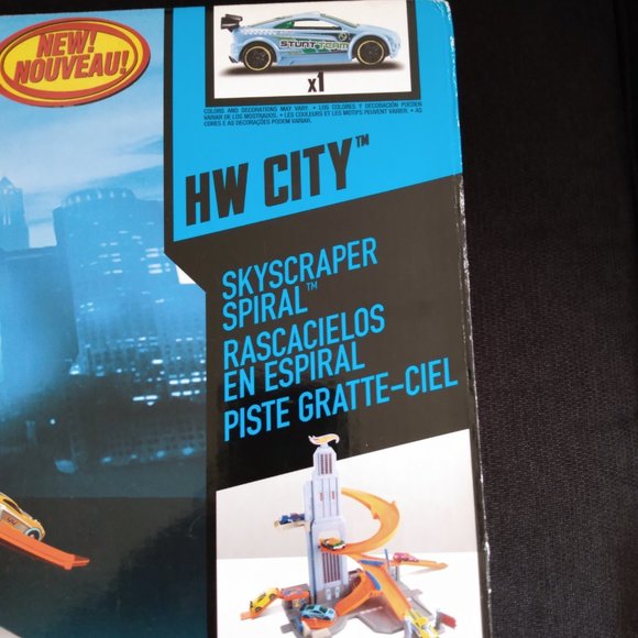 NEW Hot Wheels HW City Skyscraper Spiral Race Set - Picture 2 of 3